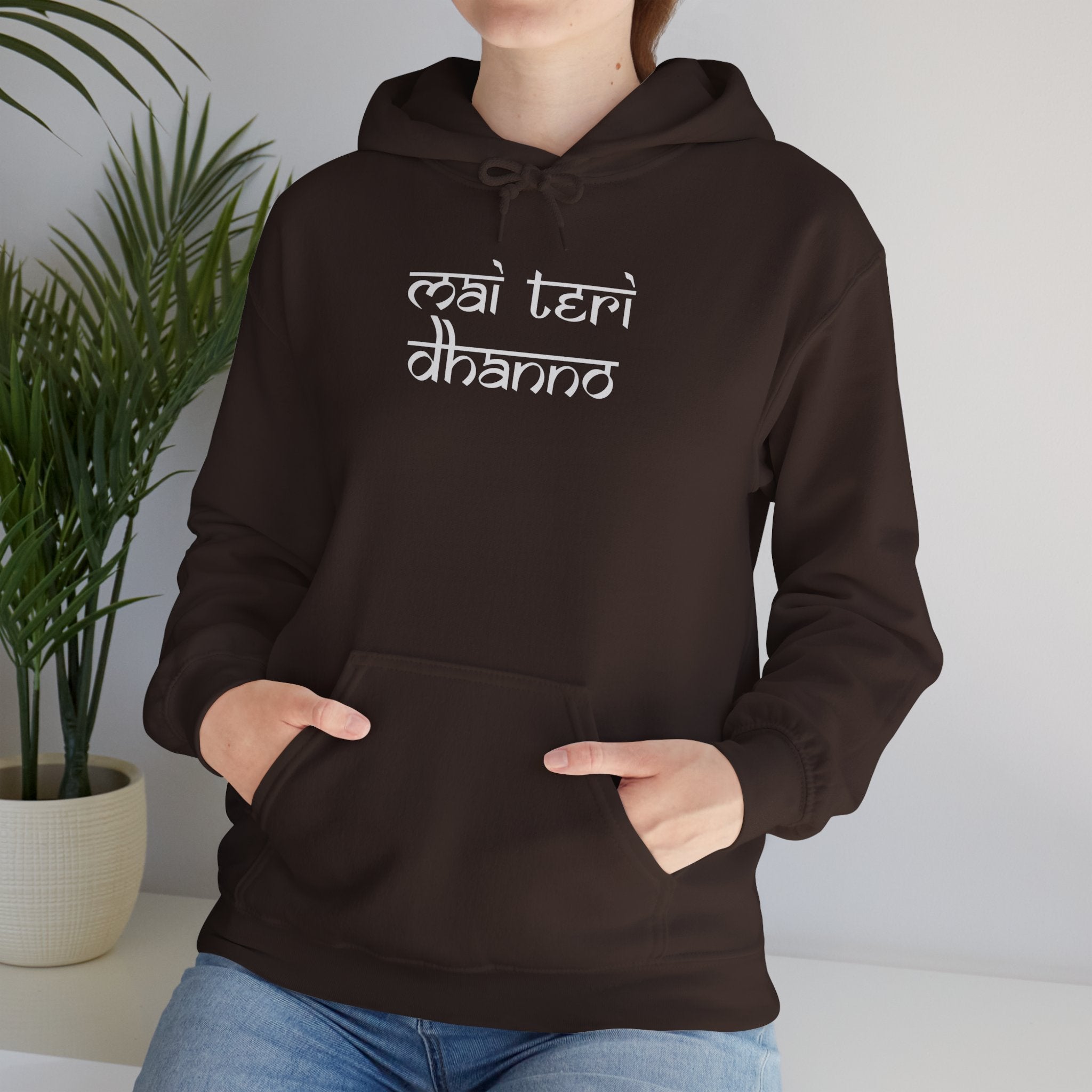Mai Teri Dhanno Hoodie — Punjabi Quote Graphic Hooded Sweatshirt
