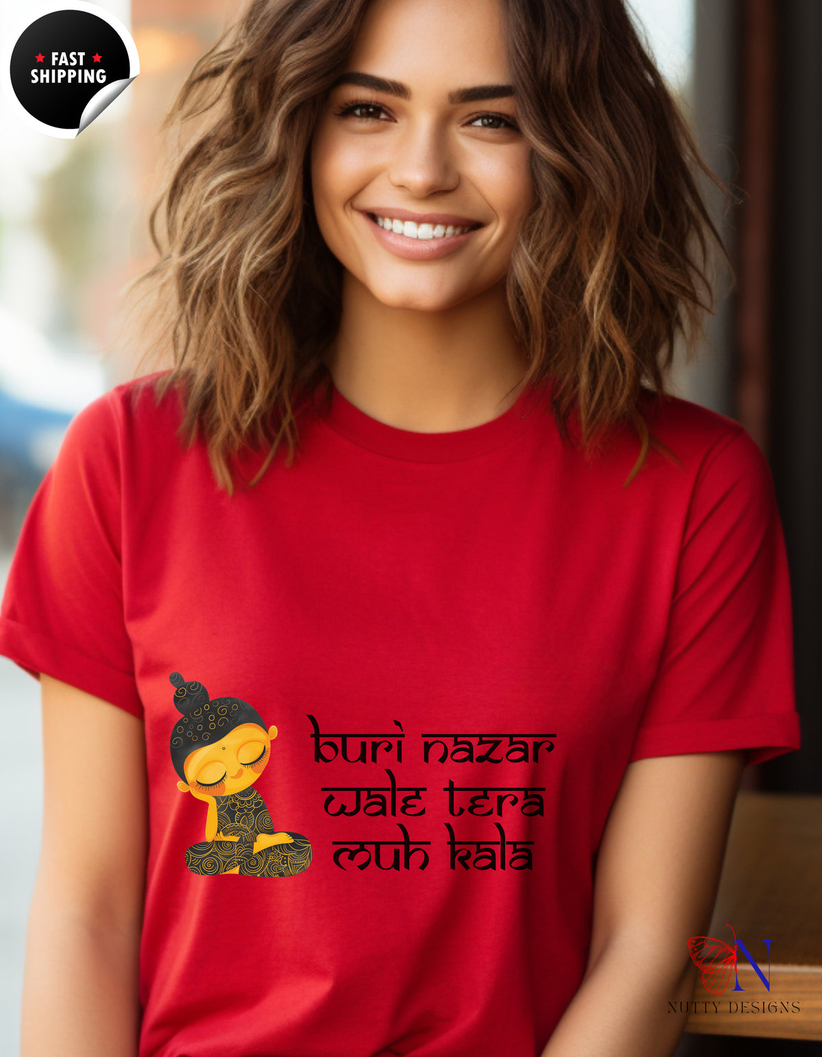 Buri Nazar Wale graphic T-shirt in red