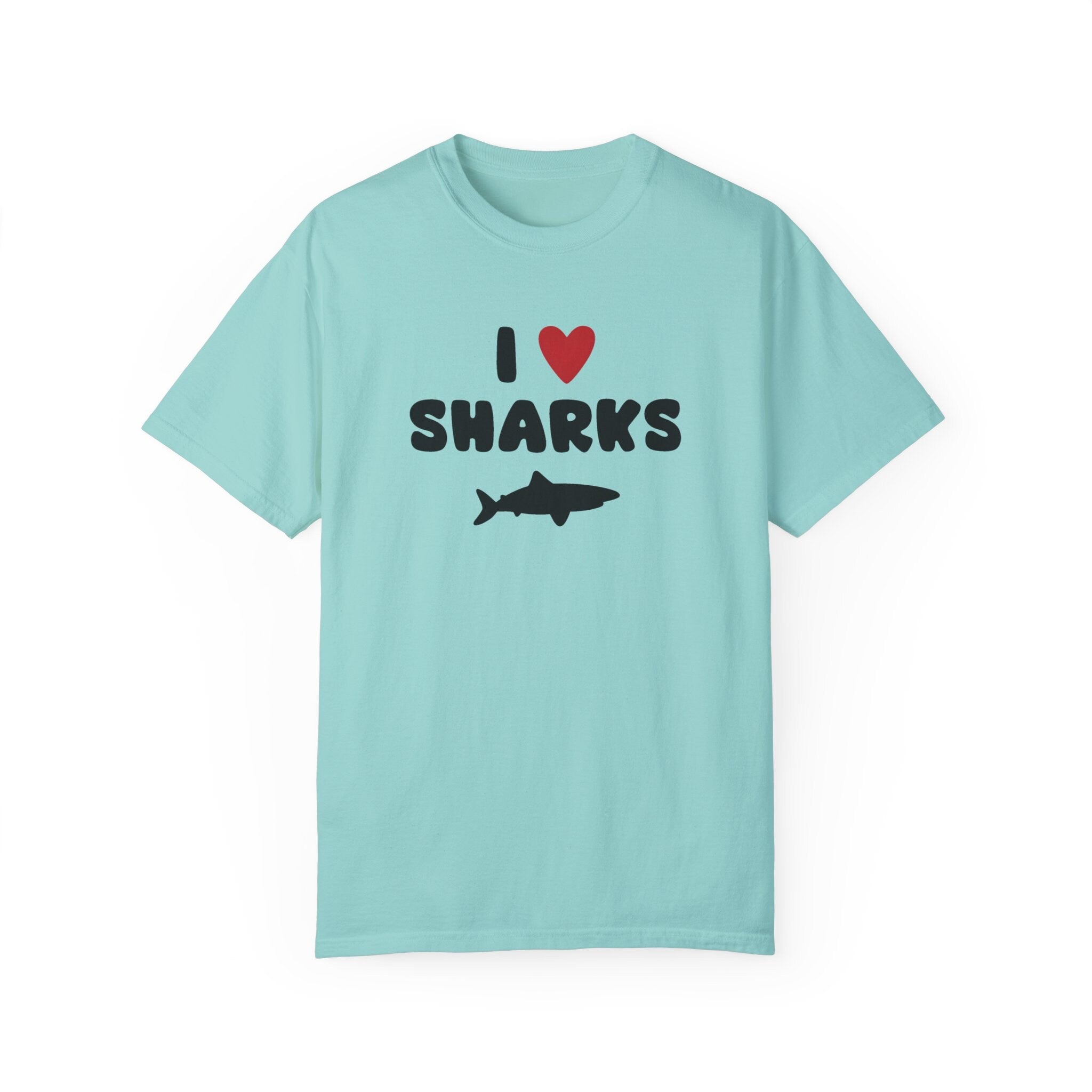 I Love Sharks Animal Lover Idea Funny T-Shirt