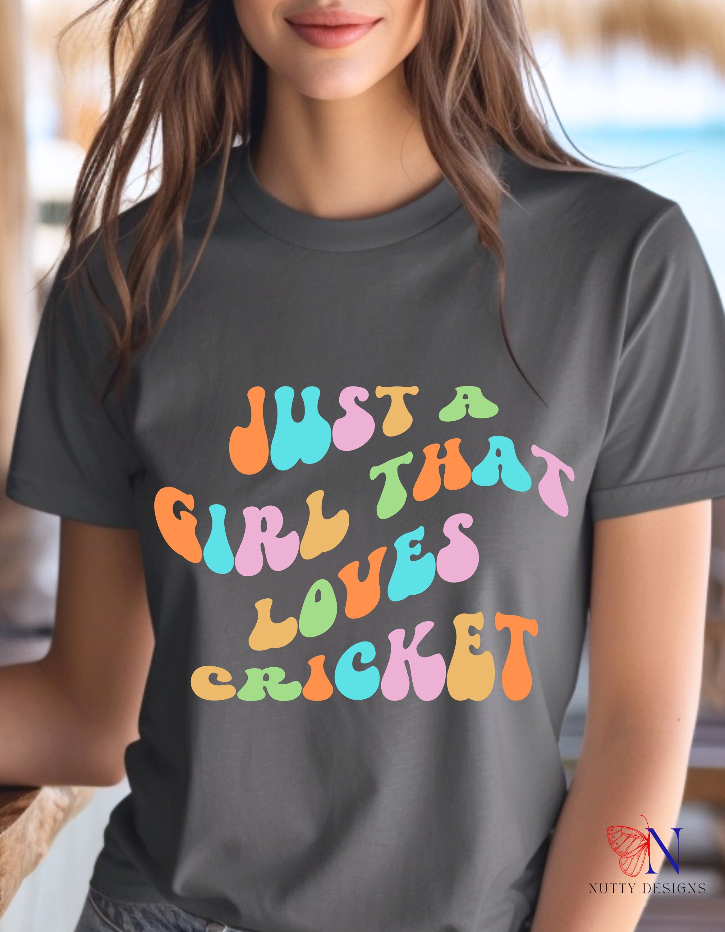 Just a girl that loves cricket,  funny Cricket lover gift tshirt, IPL/T20 world cup  T-shirt