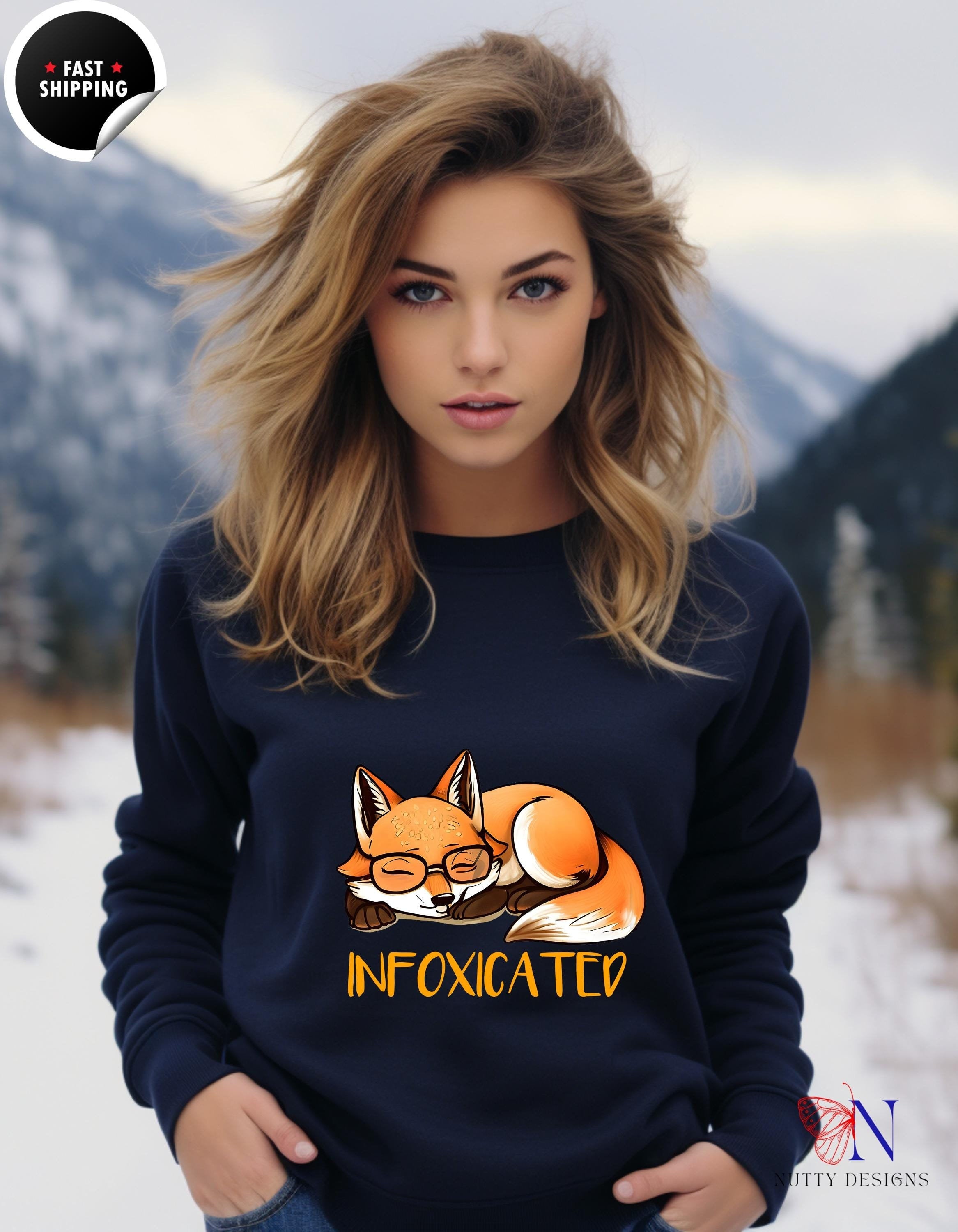 Cute Sleeping Fox Sweatshirt, Funny and Cozy Animal Sweatshirt for Ladies, Perfect Gift for Fox Lovers & Nature Enthusiasts